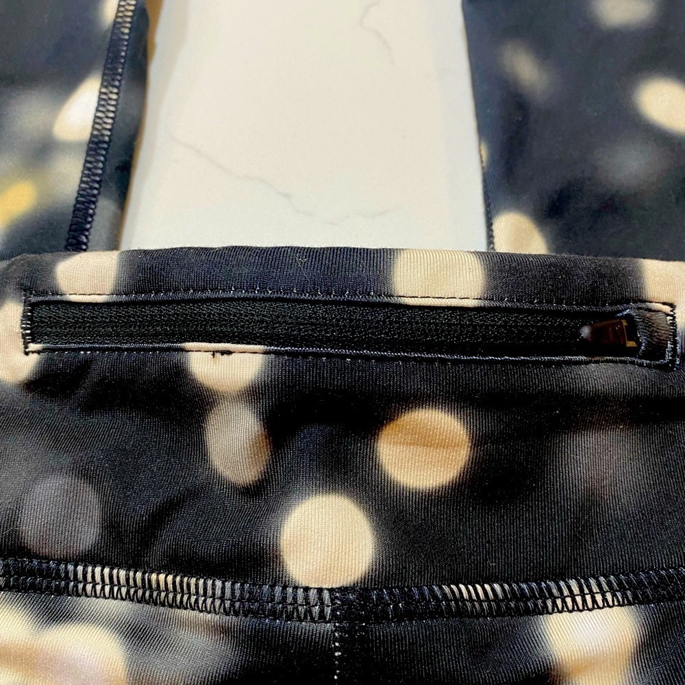 Women's Nike Essential Mid-Rise Running Leggings Sz XS - Picture 7 of 8